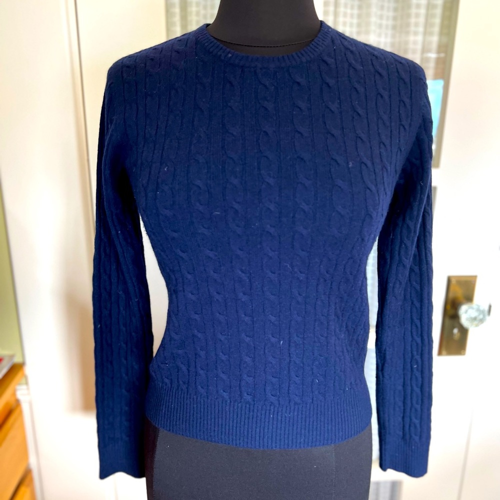 Aqua Cashmere Crew Neck Sweater